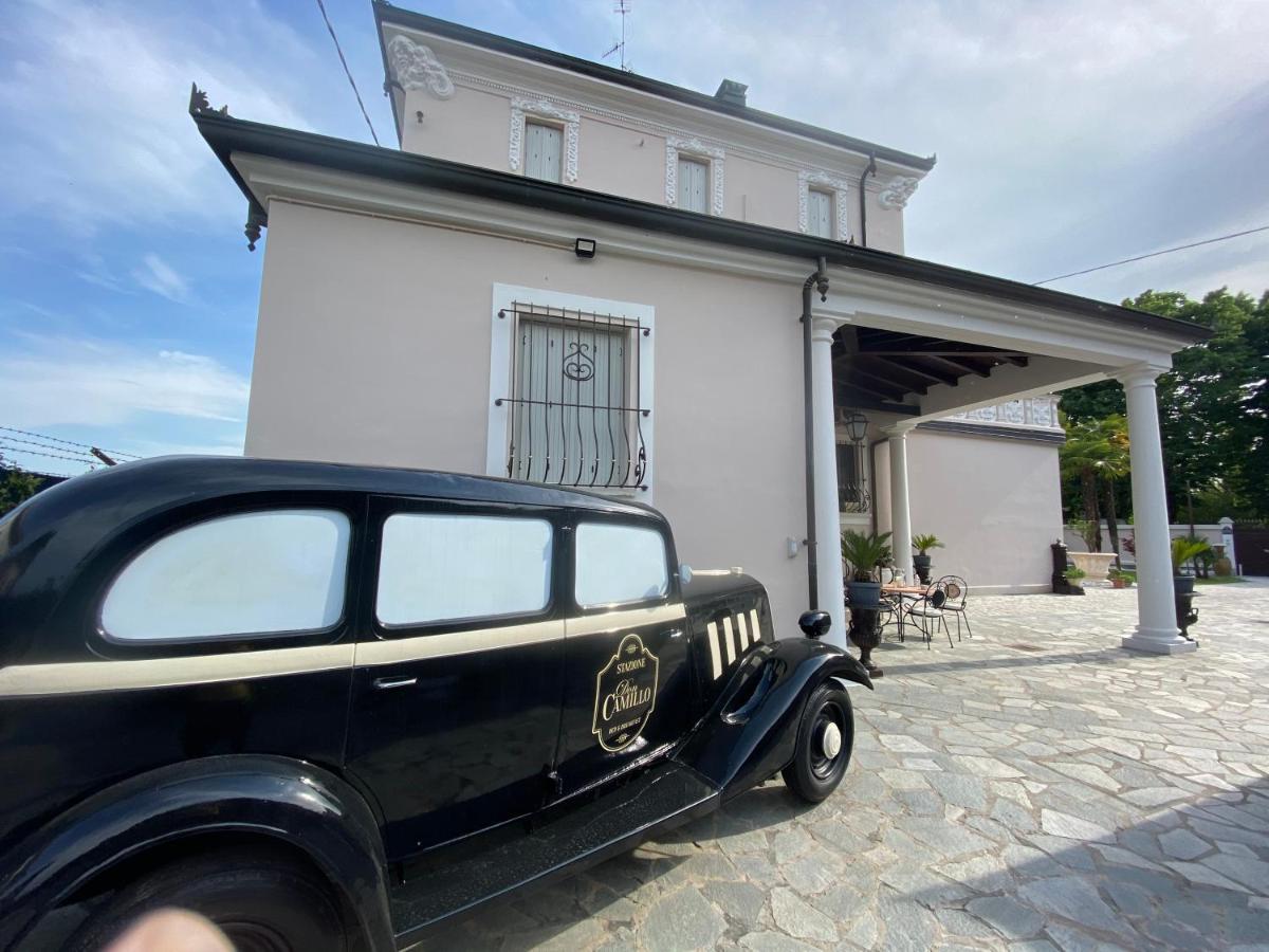 B&B Stazione Don Camillo เบรซเชลโล ภายนอก รูปภาพ