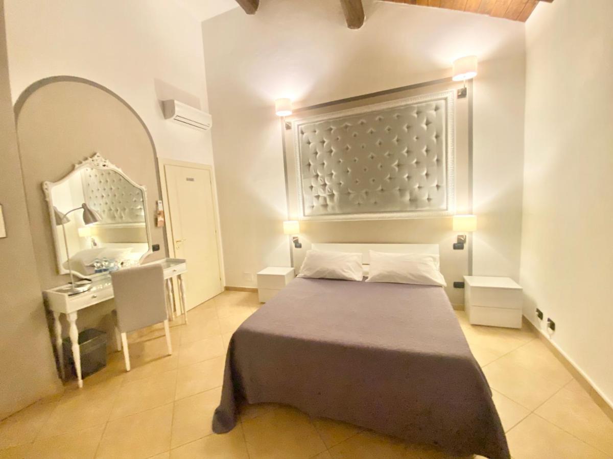 B&B Stazione Don Camillo เบรซเชลโล ภายนอก รูปภาพ