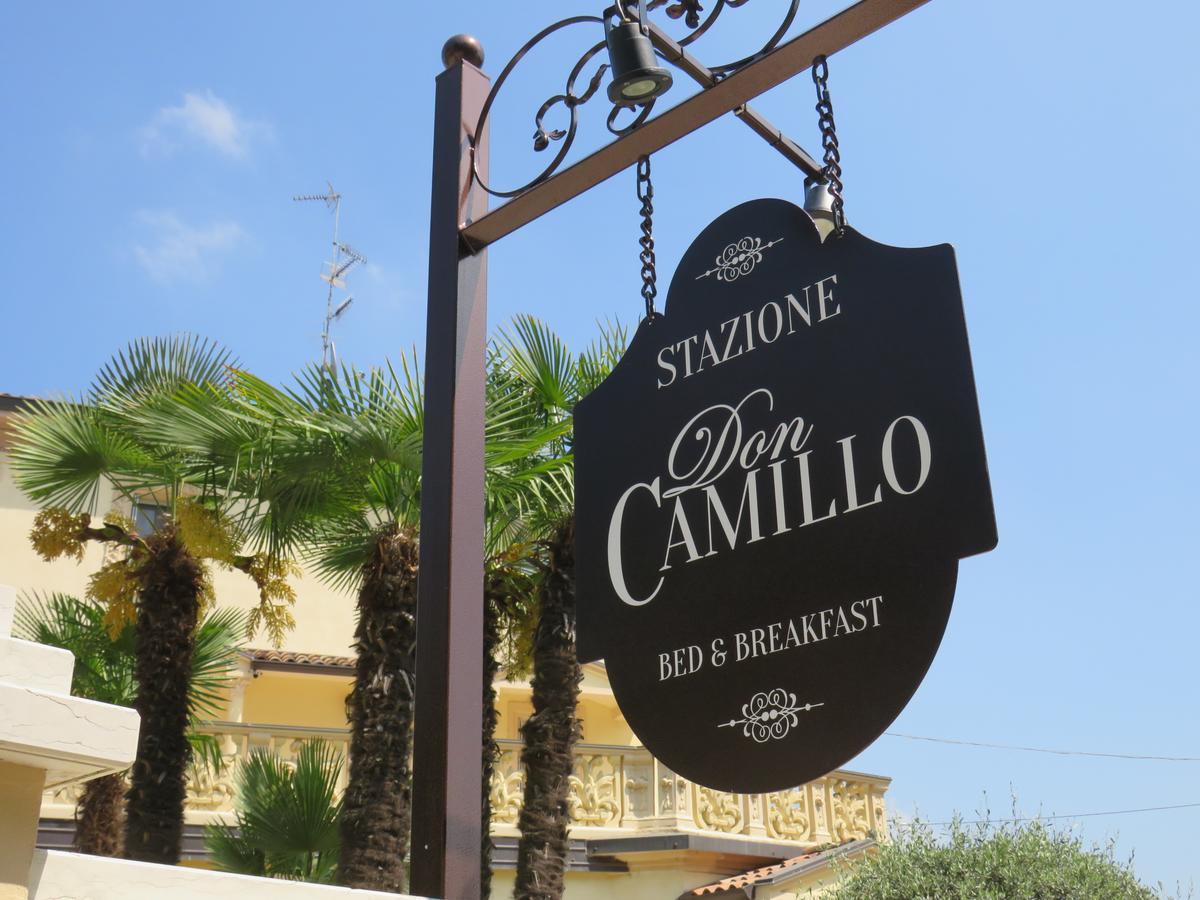 B&B Stazione Don Camillo เบรซเชลโล ภายนอก รูปภาพ
